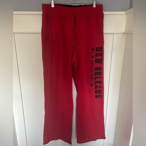 Vintage New Orleans basketball baggy sweatpants - Picture 1 of 10